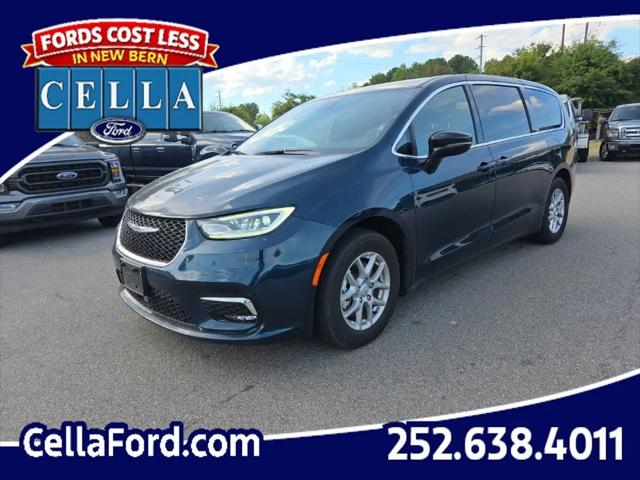 2025 Chrysler Pacifica Select for sale in New Bern, NC