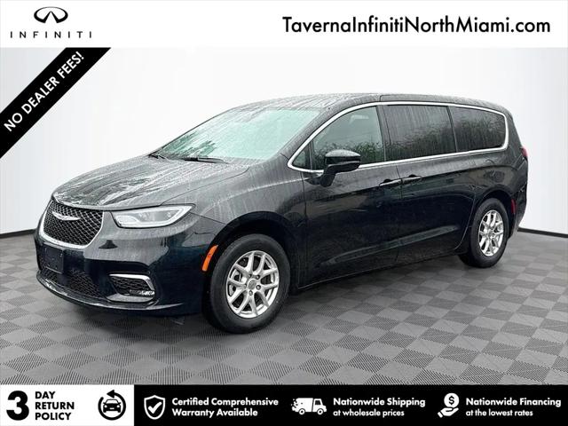 2025 Chrysler Pacifica Select for sale in West Park, FL