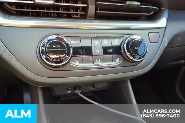 2024 Buick NV Preferred FWD
