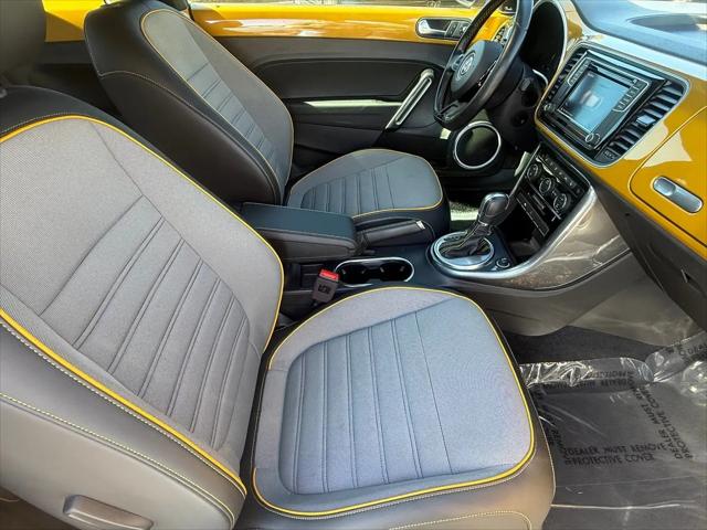 2017 Volkswagen Beetle 1.8T Dune