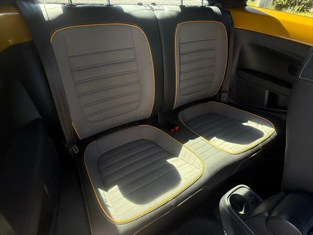 2017 Volkswagen Beetle 1.8T Dune