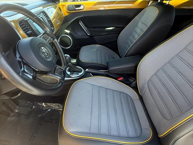 2017 Volkswagen Beetle 1.8T Dune