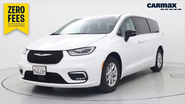 2024 Chrysler Pacifica Touring L for sale in Palmdale, CA
