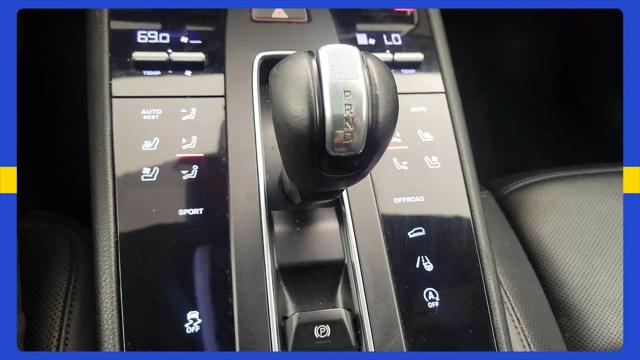 2023 Porsche Macan Macan