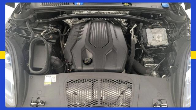 2023 Porsche Macan T