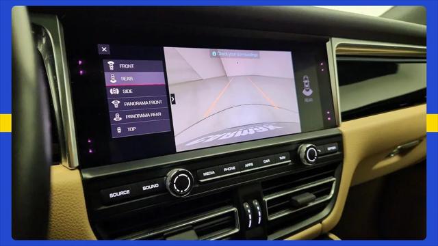 2021 Porsche Macan Macan