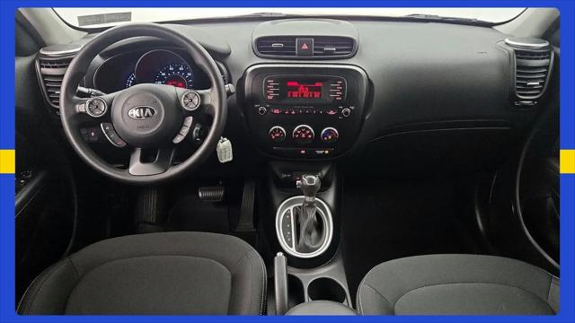 2016 Kia Soul Base