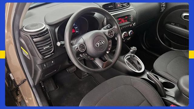 2016 Kia Soul Base