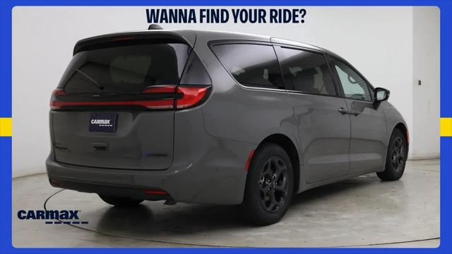 2023 Chrysler Pacifica Hybrid Limited