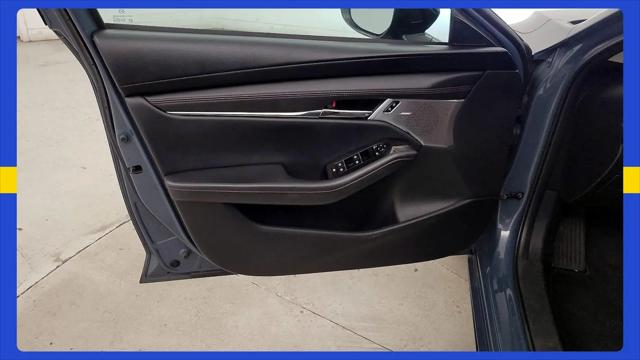 2023 Mazda Mazda3 2.5 S Carbon Edition