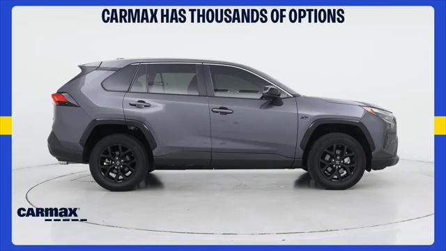 2023 Toyota RAV4 LE