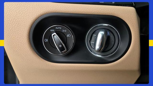 2021 Porsche Macan Macan