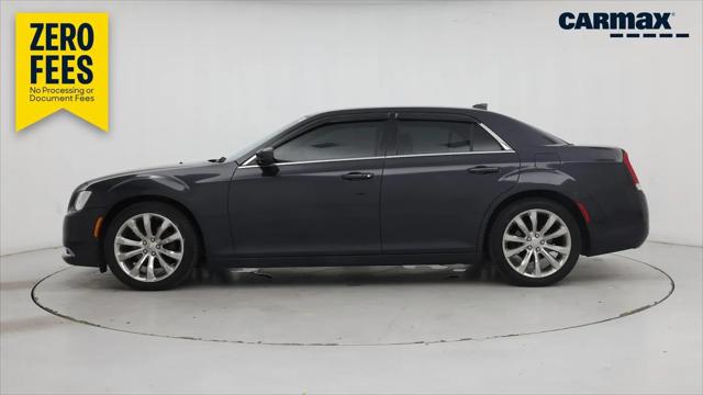 2017 Chrysler 300 Limited