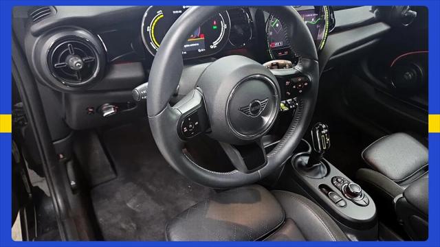 2023 MINI SE Hardtop Cooper