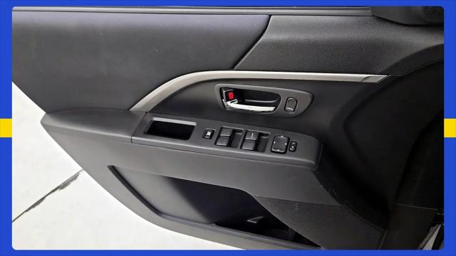 2015 Mazda Mazda5 Sport