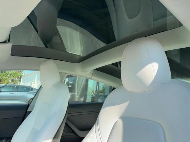 2022 Tesla Model 3 Long Range Dual Motor All-Wheel Drive