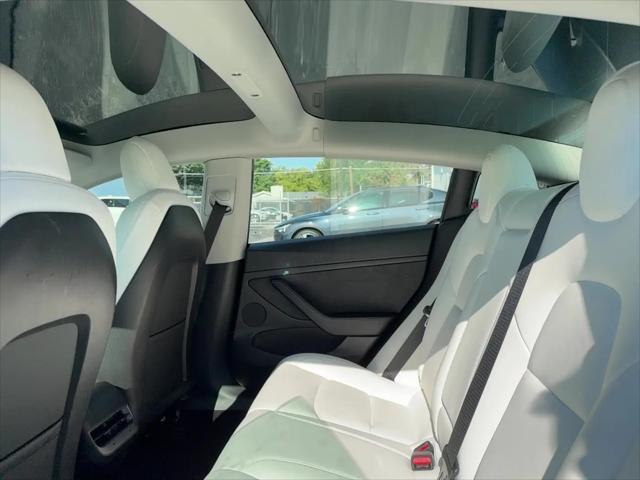 2022 Tesla Model 3 Long Range Dual Motor All-Wheel Drive
