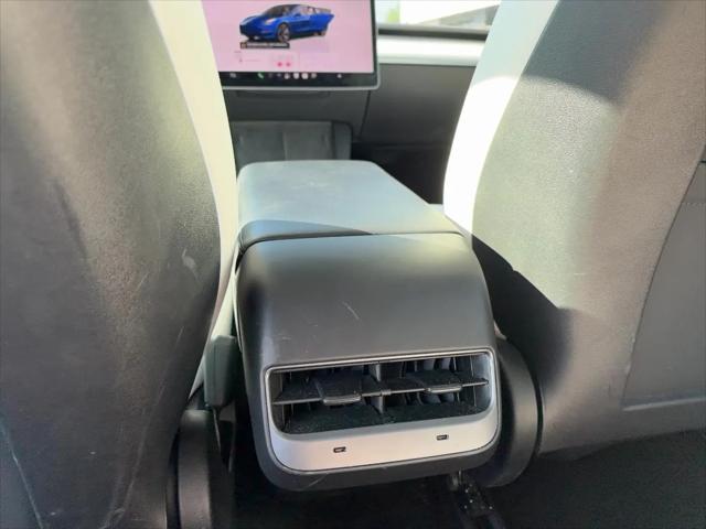 2022 Tesla Model 3 Long Range Dual Motor All-Wheel Drive