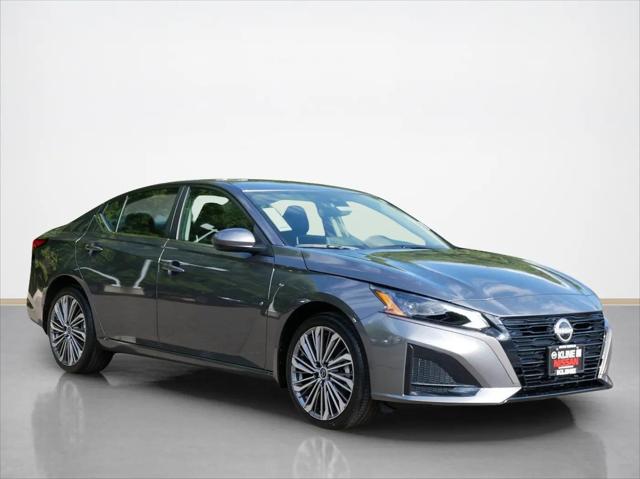 2026 Nissan Altima SV AWD for sale in Maplewood, MN