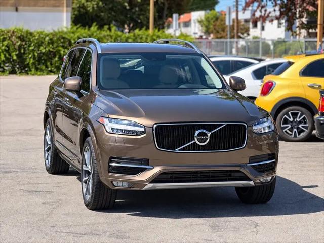 2017 Volvo XC90 T6 Momentum