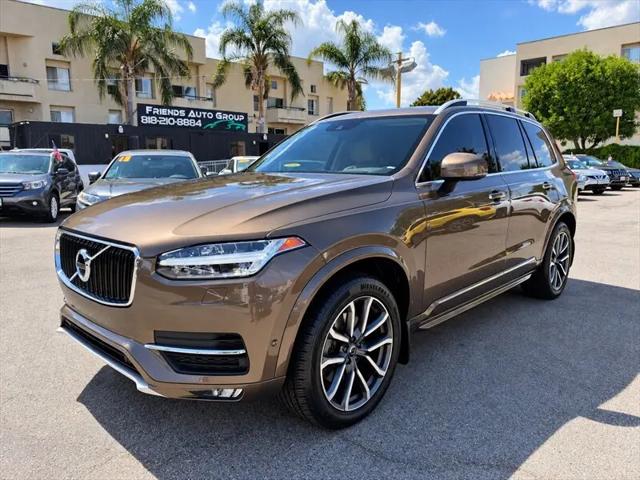 2017 Volvo XC90 T6 Momentum