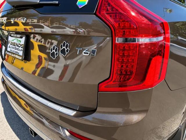 2017 Volvo XC90 T6 Momentum