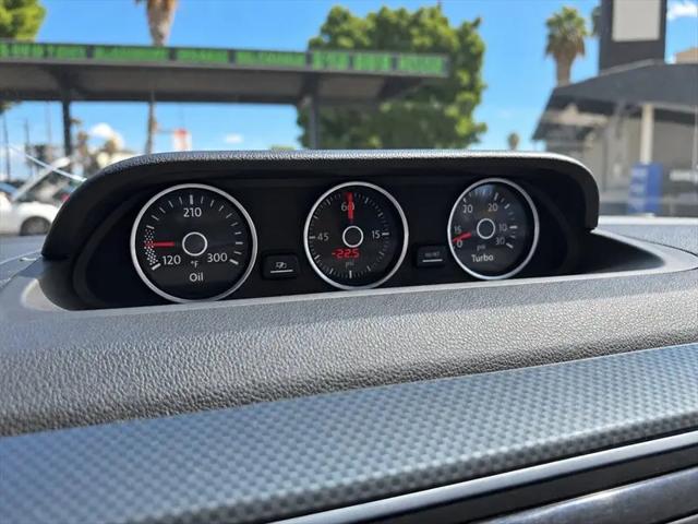 2014 Volkswagen Beetle 2.0T R-Line