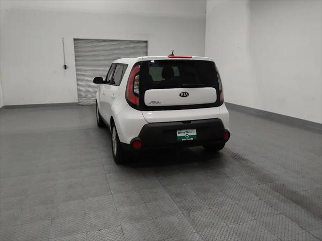 2016 Kia Soul Base
