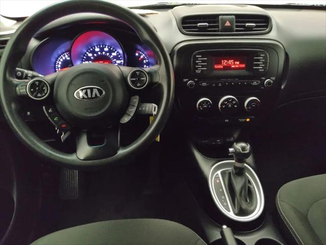 2016 Kia Soul Base