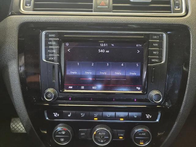 2017 Volkswagen Jetta 1.8T SEL
