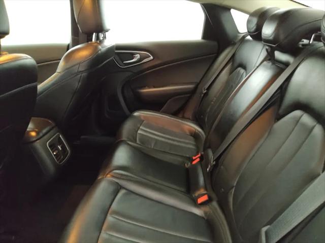 2015 Chrysler 200 C