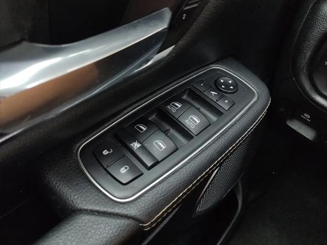 2020 Ram 1500 Laramie Crew Cab 4x2 64 Box