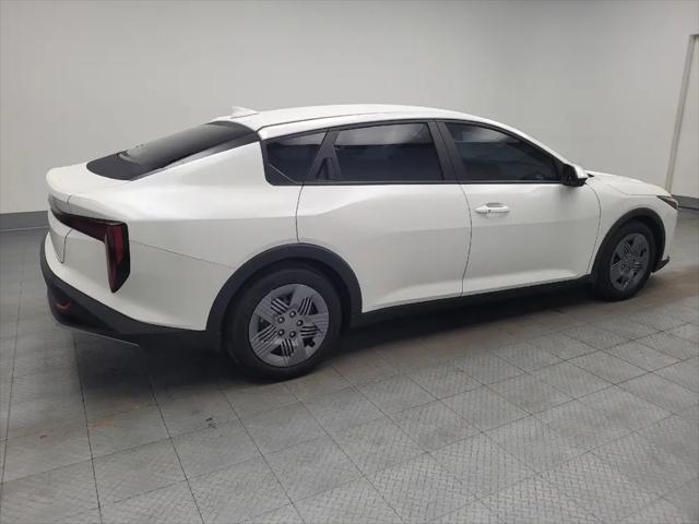 2025 Kia K4 LX