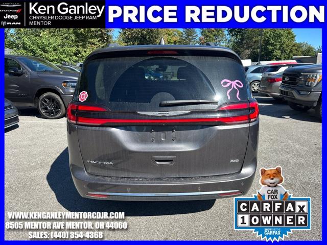 2021 Chrysler Pacifica Touring AWD