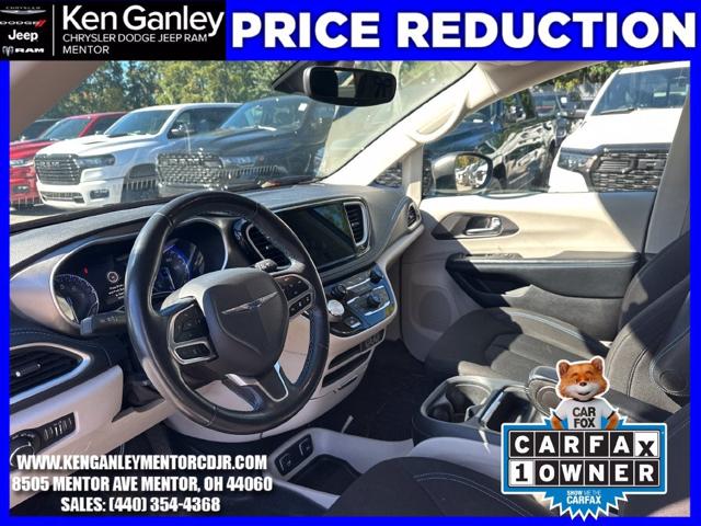 2021 Chrysler Pacifica Touring AWD