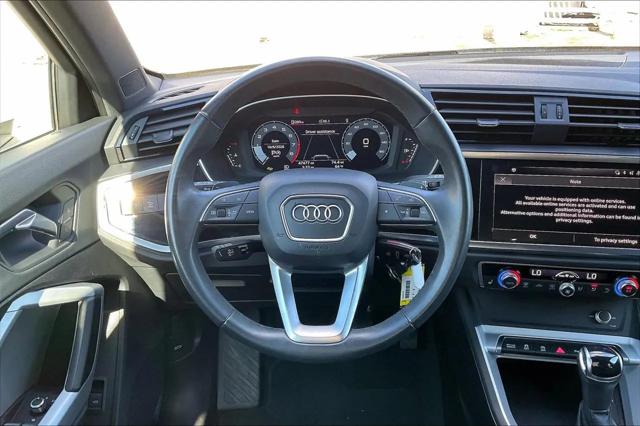 2025 Audi Q3 Premium 45 TFSI S line quattro Tiptronic