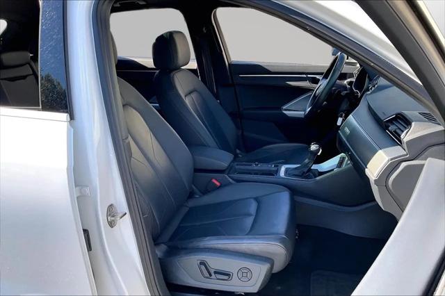 2025 Audi Q3 Premium 45 TFSI S line quattro Tiptronic