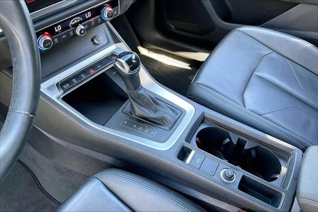 2025 Audi Q3 Premium 45 TFSI S line quattro Tiptronic