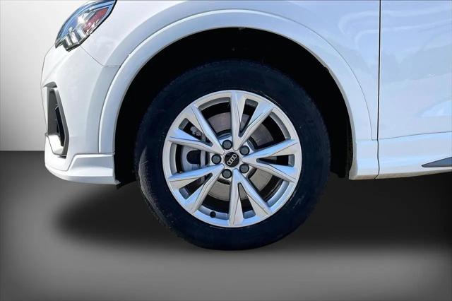 2025 Audi Q3 Premium 45 TFSI S line quattro Tiptronic