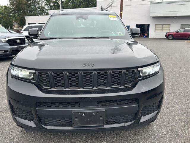 2023 Jeep Grand Cherokee L Altitude 4x4 2023 Jeep Grand Cherokee L Altitude 4x4