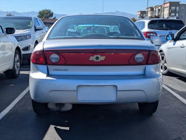 2004 Chevrolet Cavalier Base