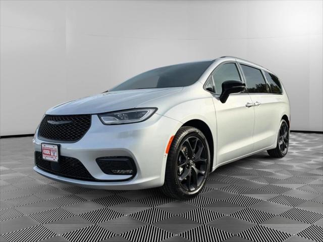 2026 Chrysler Pacifica Select 2026 Chrysler Pacifica Select