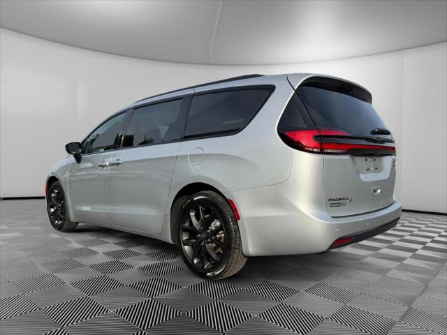 2026 Chrysler Pacifica Select 2026 Chrysler Pacifica Select