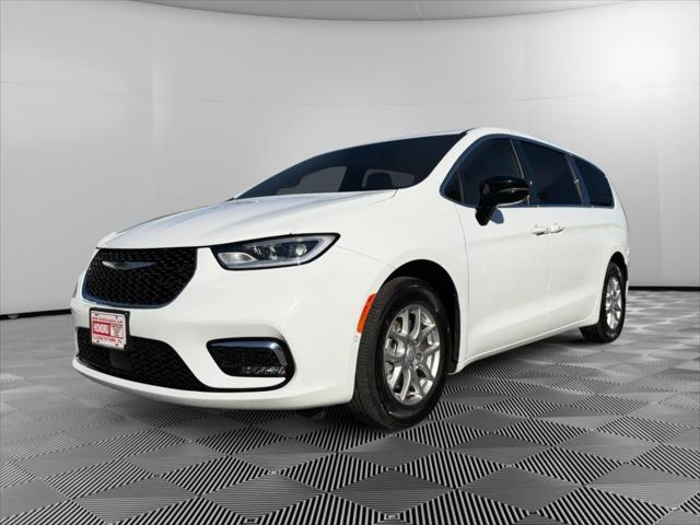 2026 Chrysler Pacifica Select 2026 Chrysler Pacifica Select