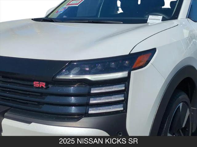 2025 Nissan Kicks SR FWD
