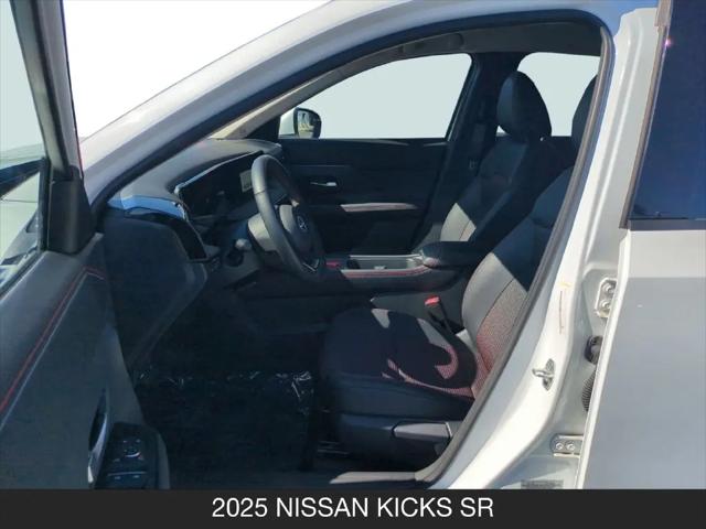 2025 Nissan Kicks SR FWD