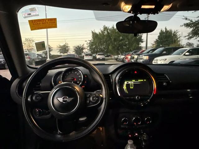 2017 MINI Cooper Clubman Cooper