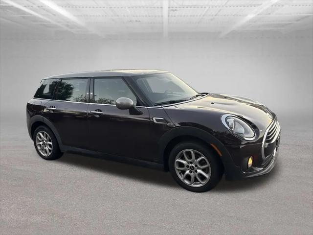 2017 MINI Cooper Clubman Cooper