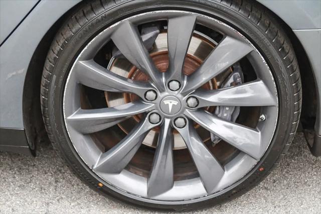 2013 Tesla Model S Performance