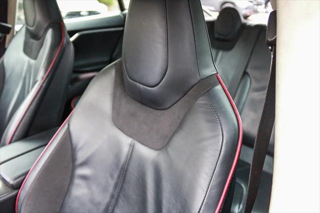 2013 Tesla Model S Performance